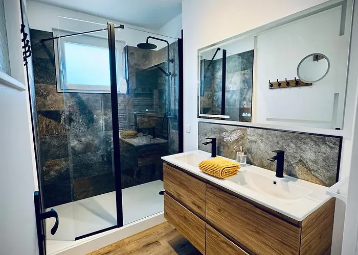 Au Bord De Vire Appartamento *